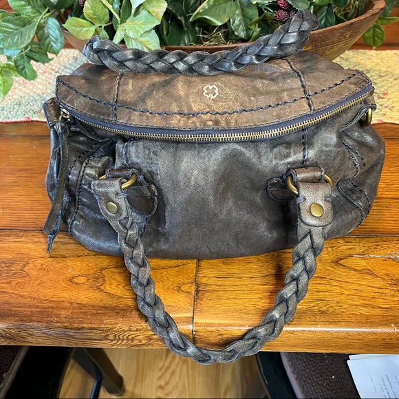 Lucky Brand Handbags - Lucky Brand leather satchel